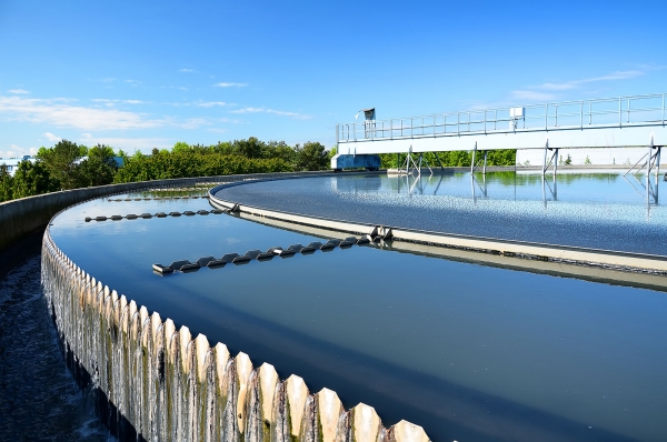 Solutions de contrôle de débit et d'automatisation Bray pour le secteur des eaux usées